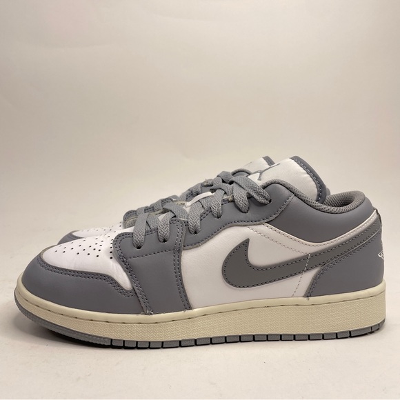 Nike Air Jordan 1 Retro Low GS “Vintage Grey” 2023 - Picture 5 of 8